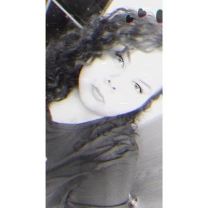 Come meet your posher🥰